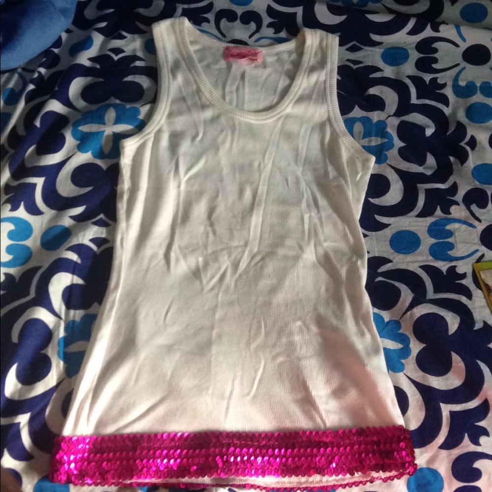 White tank top w/hot pink sequins